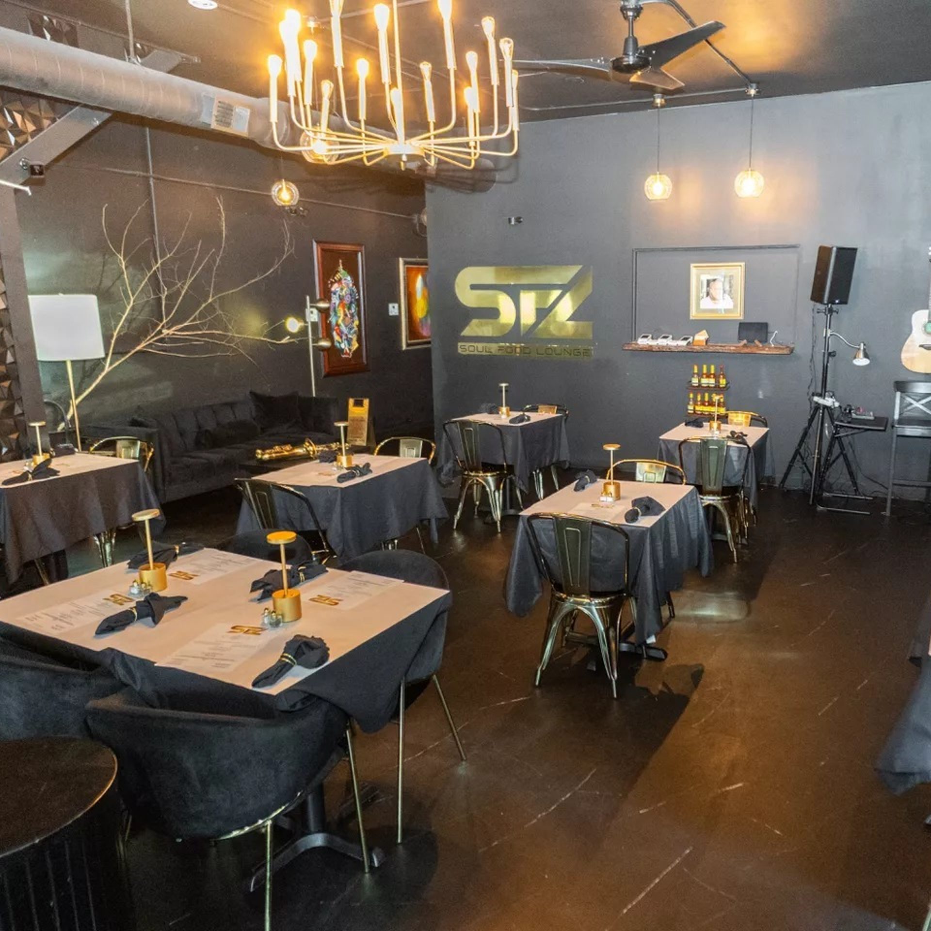 The SoulFood Lounge – Southside